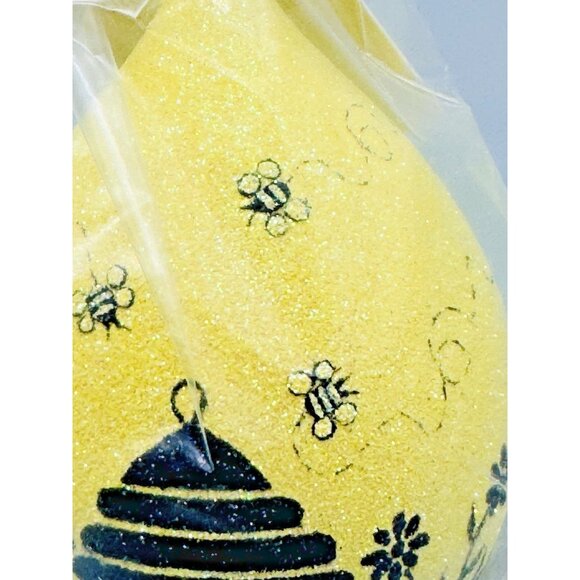 Patricia Breen Silhouette Egg Beeskep Ornament Bees Yellow Flowers 3.5 inch 2004 - Picture 3 of 7